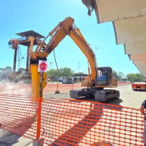 Rehabilitación calle interna al sur de bodegas 1 y 2 del puerto de Acajutla